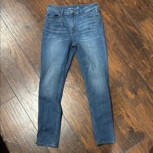 Old Navy High-Rise Super-Skinny Jeans